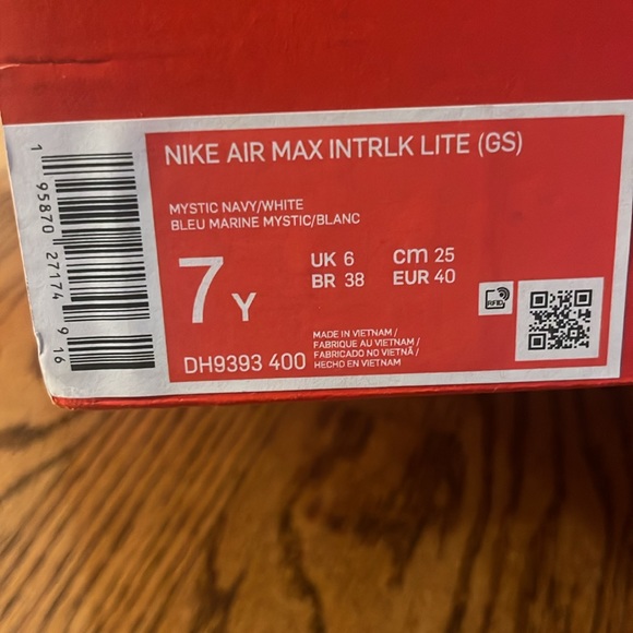 Nike Air Max INTRLK LITE - size 7Y- color:Mystic Navy, White, Bleu Marine Mystic - Picture 9 of 9